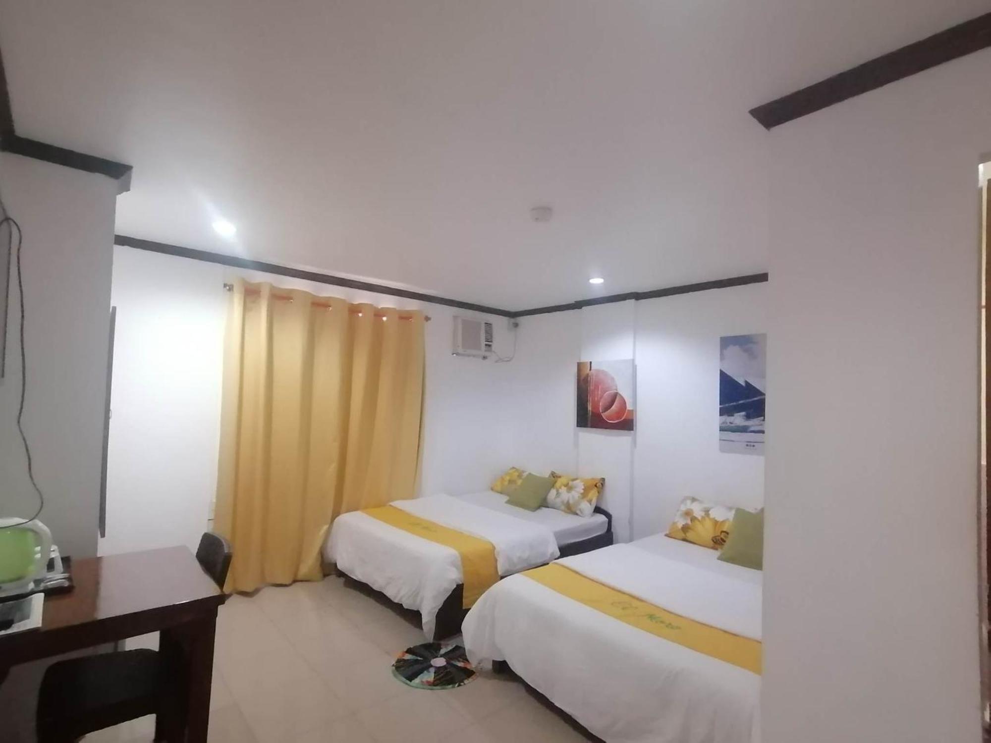 El Moro Beach Resort (Adults Only) Balabag  Екстериор снимка