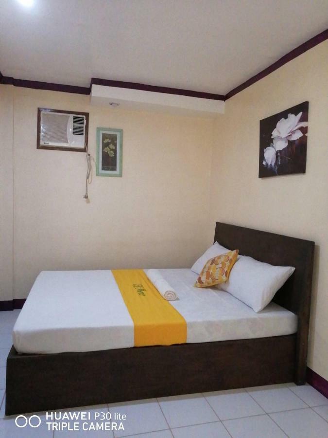 El Moro Beach Resort (Adults Only) Balabag  Екстериор снимка