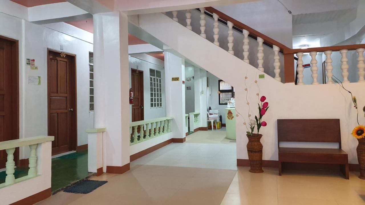 El Moro Beach Resort (Adults Only) Balabag  Екстериор снимка